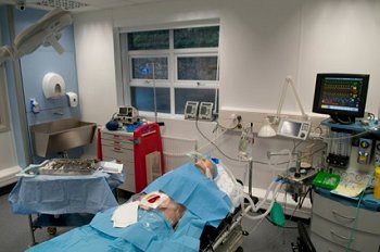 Anaesthetic Simulation at the Whittington Simulation Centre Anaesthetic Simulation at the Whittington Simulation Centre
